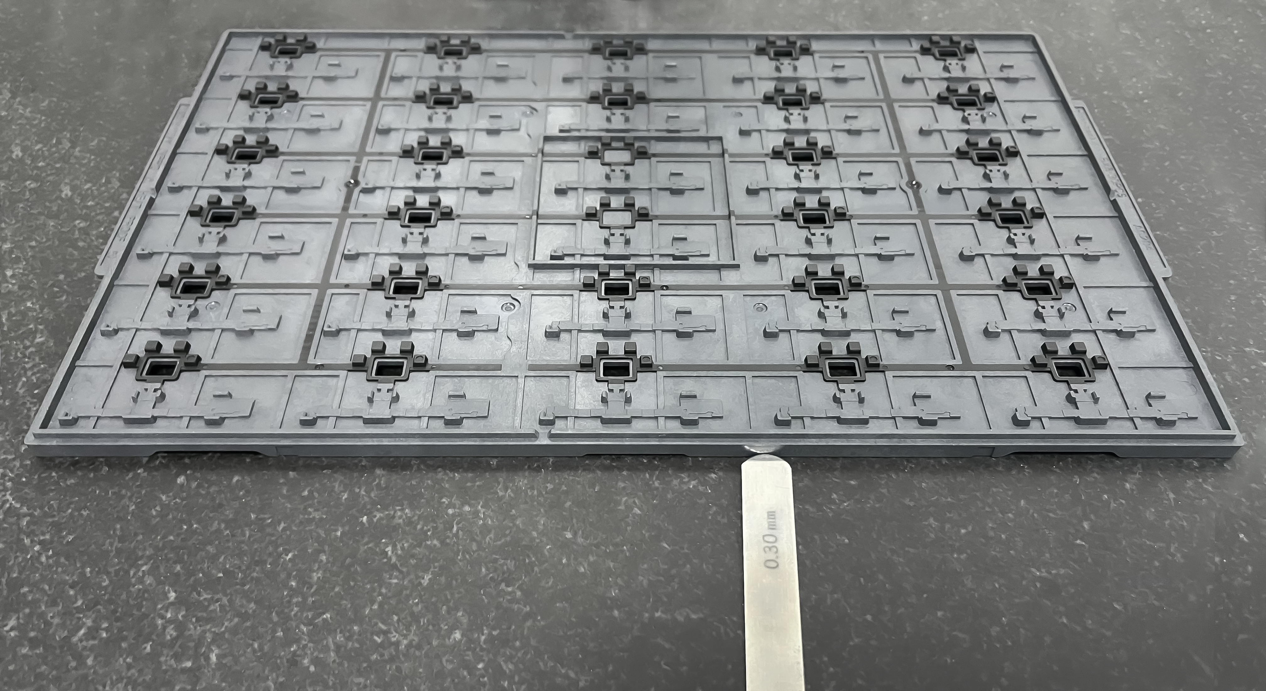 Latest company Cases about Ενίσχυση της Παραμόρφωσης των Δίσκων JEDEC για Υπέρβαση των Διεθνών Προτύπων